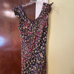 Women's size 8 Talbots floral dress, pure silk